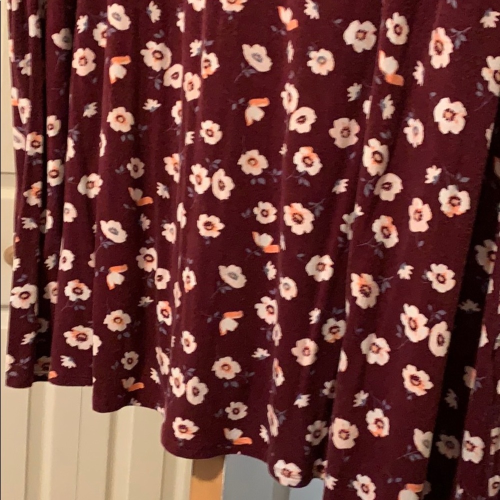Dress - Picture 3 of 4